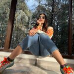 Sonnalli Seygall Instagram – Ending the year with people we love & places we adore ❤️
@hyattregencydhm being the perfect host here in the mountains 🫶 Mountains have a piece of my heart always! 
So glad we doing this @asheshlsajnani @chefyajushmalik 🕺😘 

#mountaingirl #travelwithsonnalli #newyeargoals #friendslikefamily Hyatt Regency Dharamshala