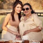 Sonu Kakkar Instagram - Happy Mother’s Day to the best mother in the world…Love you the most mammaaaa @kimi_kakkar ♥️🙏🏻🤗 #mothersday #sonukakkar