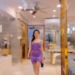Sonu Kakkar Instagram – Flaunting Womanhood💁🏻‍♀️🤩✨👠👗💄🥰💜
#reels  #woman #reelsinstagram #sonukakkar #flaunting #womanhood 🥰 #grateful