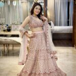 Sonu Kakkar Instagram – Wore this beautiful Lehnga Choli by @bindaniofficial for the ITA Awards 2022 last night✨ 
I know it’s quite similar to the one I wore earlier but loved it so wanted to wear something similar looking so here it is☺️

#ita2022 #sonukakkar #wearing #lehnga #choli #indian #attire