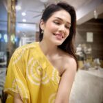Sonu Kakkar Instagram - Laddoo Peela😅