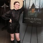Sophia Lillis Instagram - Had an awesome time at the Gretel & Hansel screening Monday night in NYC! @gandhmovie is out in theaters January 31! #FollowTheCrumbs outfit: @majeparis hair and makeup: @sadahsaltzman Soho House New York