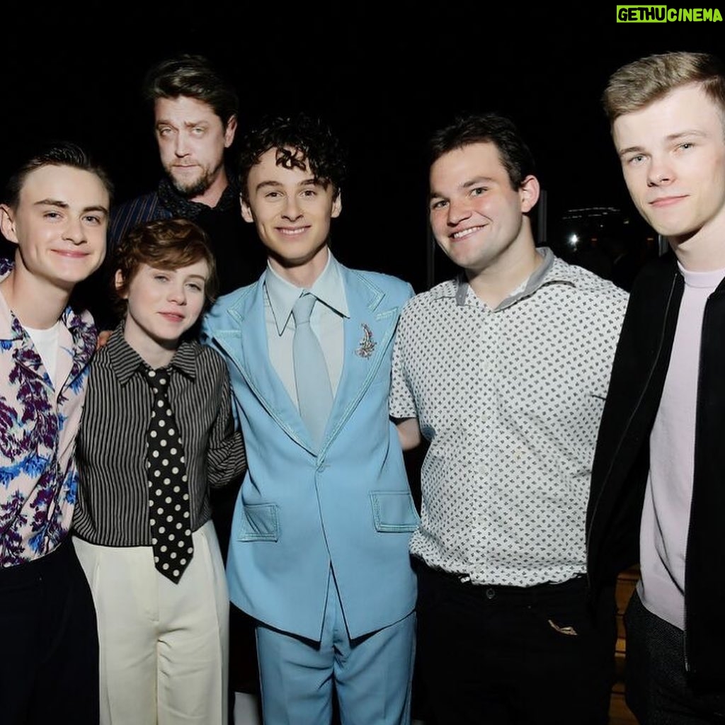 Sophia Lillis - 519.9K Likes - @iamnotokaywiththis is finally out! Thanks so much to everyone who came to the premiere!
Hair and makeup: @blondiemua
Styling : @chloe.chippendale and @awildatheart
Suit: vintage Thierry Mugler from @stellaire.collection
Shoes: @giuseppezanotti