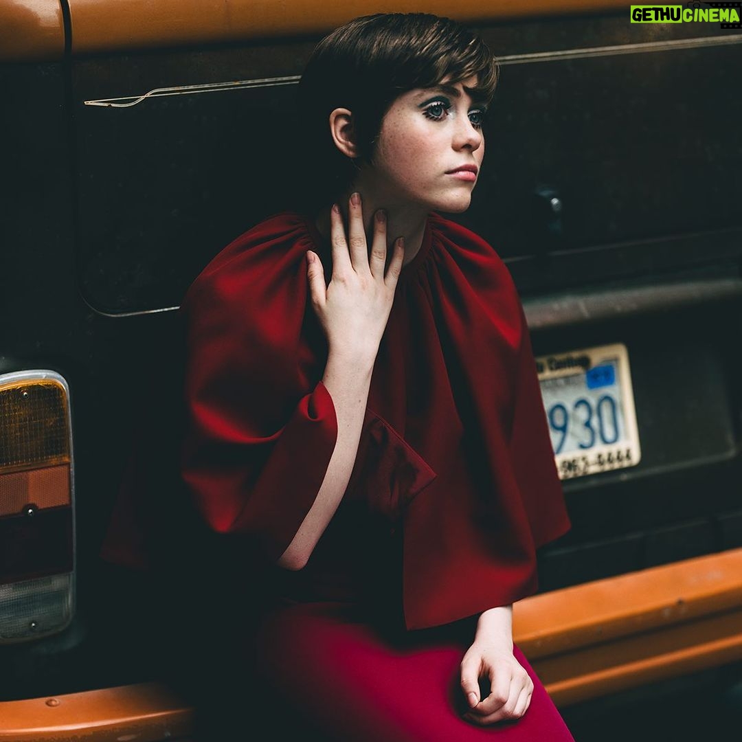 Sophia Lillis - 392K Likes - My interview with @storyandrain is out now! Thanks so much for having me! Link in bio.
Photography by @kat_in_nyc
Hair by @peterbutlerhair
Styling by @annakatsanis
Makeup by @nikimnray
