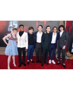 Sophia Lillis Instagram - From the @itmovieofficial premiere Monday night. Thanks to the cast and crew, especially @andy_muschietti and @barbaramus, for this amazing opportunity! Hair and makeup by @blondiemua, styling by @erinwalshnyc, dress by @prada, shoes by @aquazzura.