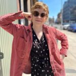 Sophia Lillis Instagram - It finally feels like spring in NY, and I got these funky and fun new glasses to prove it! Thanks @evamasaki , I love ‘em a lot ☀️🌞 Brooklyn, New York