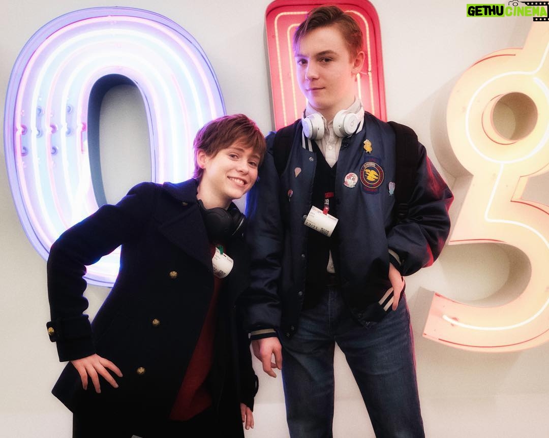 Sophia Lillis Instagram - Thanks so much @google for the awesome tour and an all-around great day! Next time I’m riding those scooters. Google