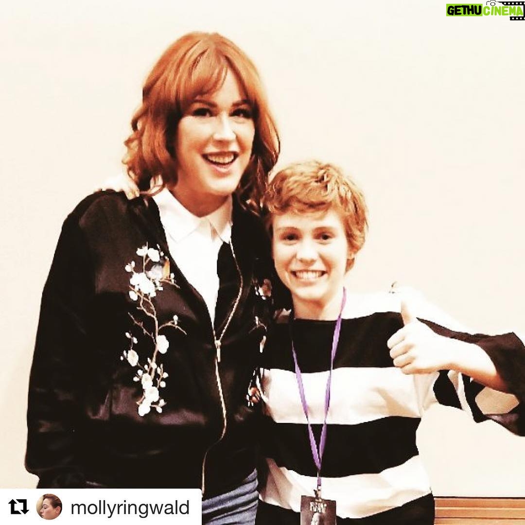 Sophia Lillis Instagram - Guess who I met?!