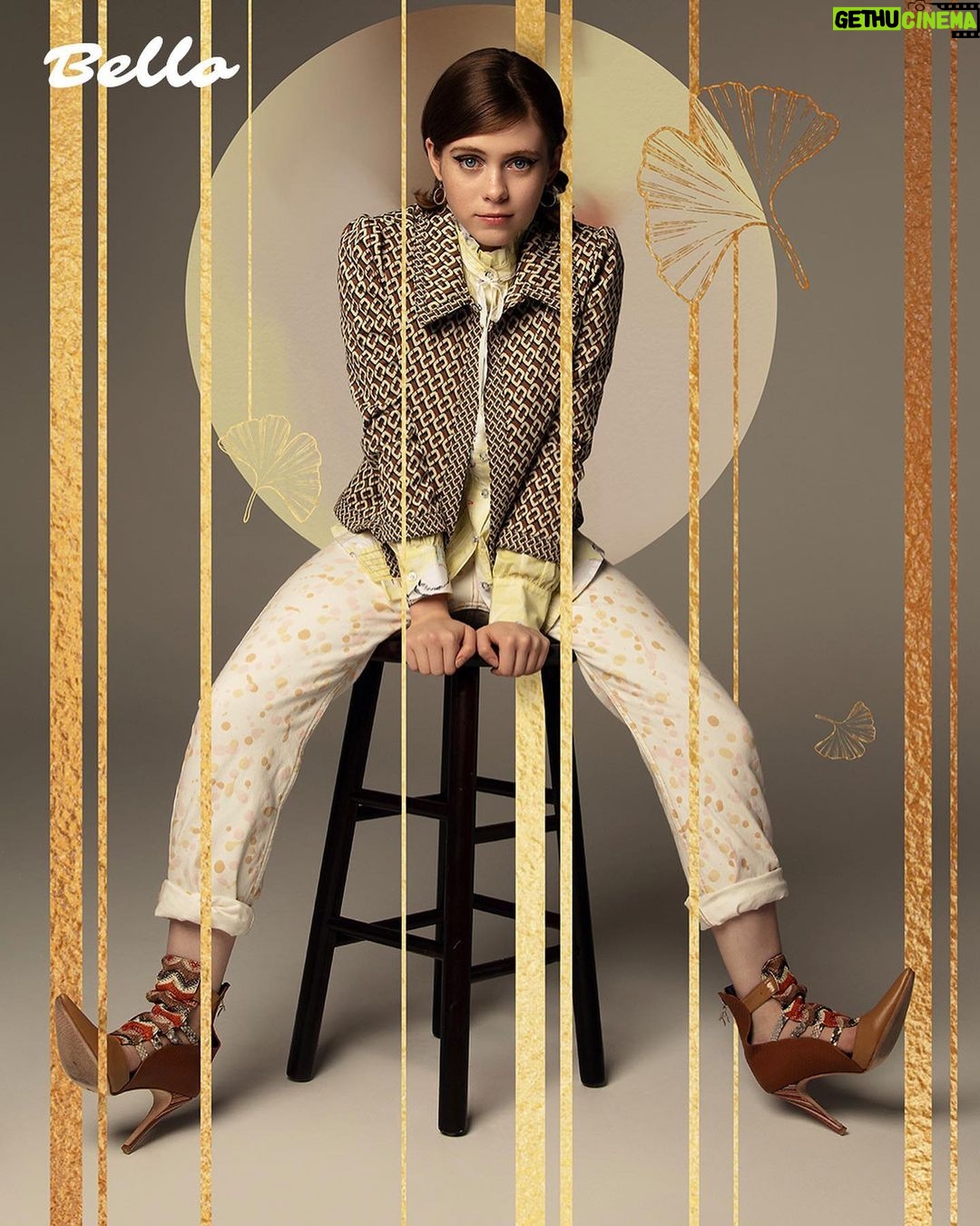 Sophia Lillis - 453.4K Likes - Thanks @BELLOmag for chatting with me about all things Uncle Frank! Link in bio.
Photographer: @mikeruizone
Illustration: @tamas.haizer
Stylist: @718blonde
Hair: @_sirsa_
Makeup: @reneegarnes
Assistant Stylist: @gracejoshua13
Interview: @alexbonnetwrites
Production: @bellomediagroup x @maisonpriveepre_la