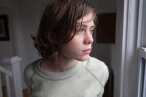 Sophia Lillis Instagram - Me, a boat, and some rocks in Maine. Thanks @cmellevold for capturing these profoundly special moments for @amazonprimevideo