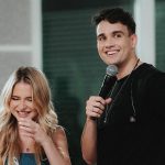 Sophia Valverde Instagram - Saiuuu! 🤩 O Clipe de Milhianos tá no ar lá no YouTube! 🗓️ Essa música, além de ser muito especial pra mim, porque diz muito sobre nosso relacionamento, faz parte do projeto mais incrível da vida do Rafa. Tô muito orgulhosa da entrega que ele tá fazendo nessa nova fase de trabalho e feliz demais de ter feito parte desse momento único na carreira dele. ❤️ ▶️ Corram lá no YouTube pra ver como tá lindo demais! “E pra mim tá tudo certo se eu tenho você por perto, de janeiro ao natal” Te amo muito meu, amor. Todo o sucesso do mundo. 😍