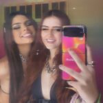Sophie Fergi Instagram - This is my favorite phone to take photos on. I am so obsessed.🥳🥳 @casetify #CASETiFY #CASETiFYCoachella #GalaxyZFlip4 @samsungmobileusa