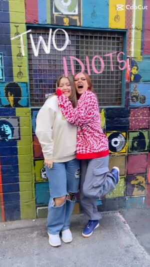Sophie Fergi Instagram - My bestie for life ❤️ @clairerocksmith #reelsinstagram #reels #reelsvideo #reelitfeelit