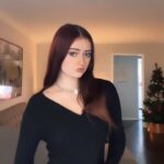 Sophie Fergi Instagram - Temu has all the best items to achieve your fashion dreams❤️.............................................. 🎄Temu mind-blowing deals for new year Up to 90% Off!  📣 Grab on temu.com now! @shoptemu 🎁Coupon code: "care458"(extra 30% off) ✨All the outfit links are in my story&bio.  #temuholidayseason #temunewyear #temubaes #temustyle #temufinds #newyear2023 #newyearoutfits
