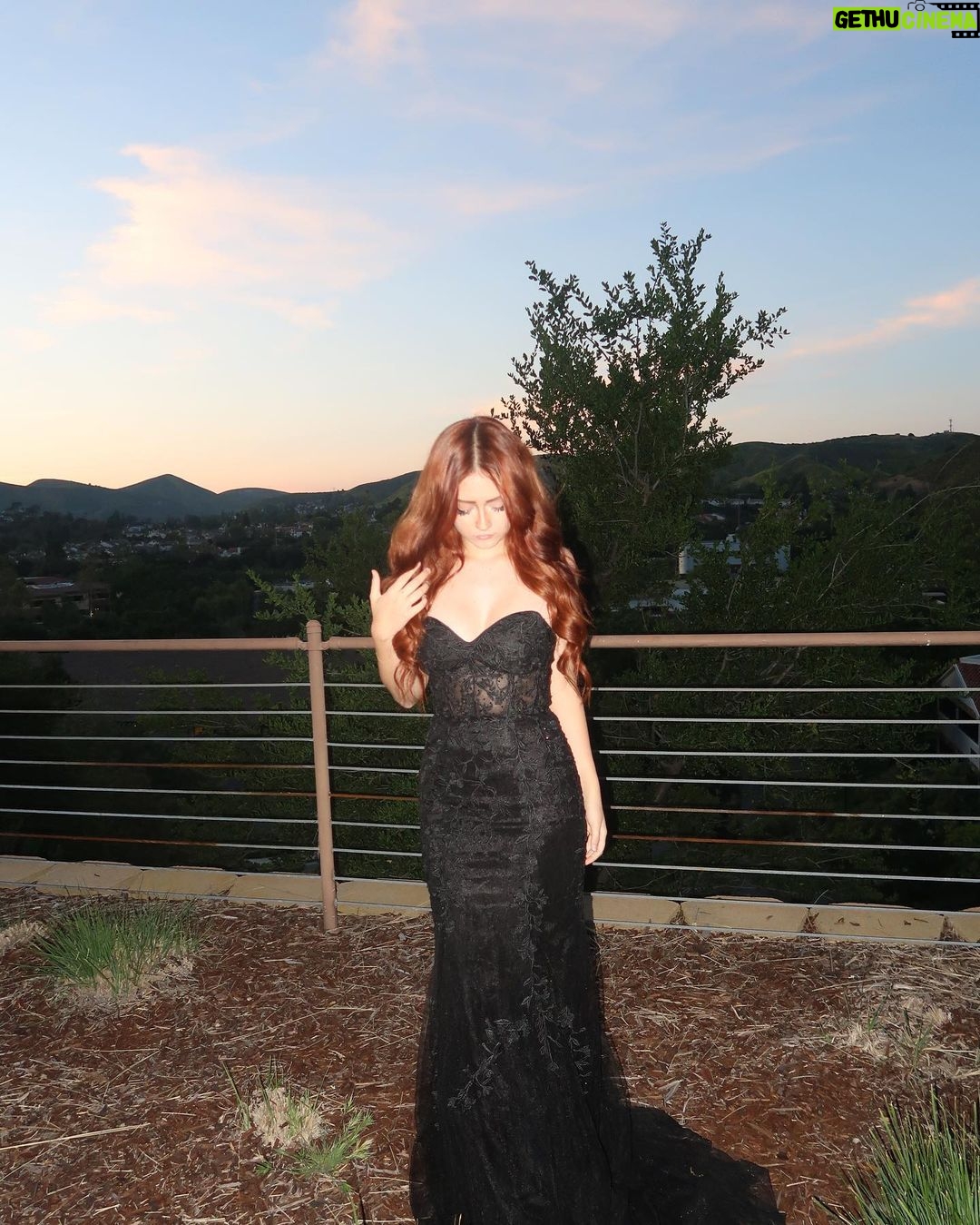 Sophie Fergi Instagram - ππΆI'm sitting here crying in my prom dress πΆπ Hollywood Hills