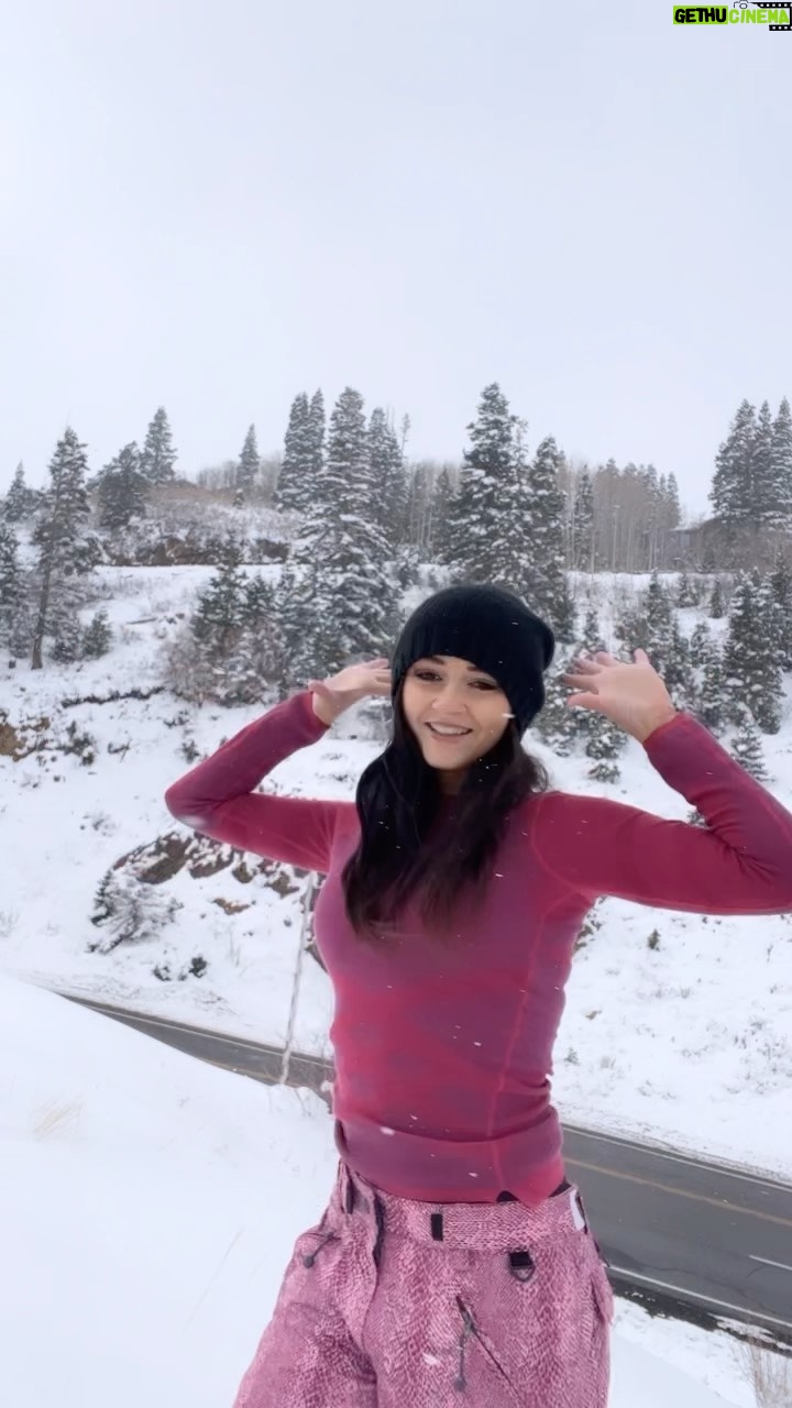 Sophie Fergi - 10.8K Likes - I JUST WANNA ROCK 🪨 #reels #reelsinstagram #reelitfeelit #reelsvideo
