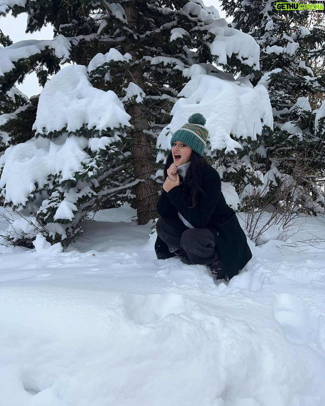 Sophie Fergi Instagram - Snow vibes ⛄️❤️🎄 Main St. Park City