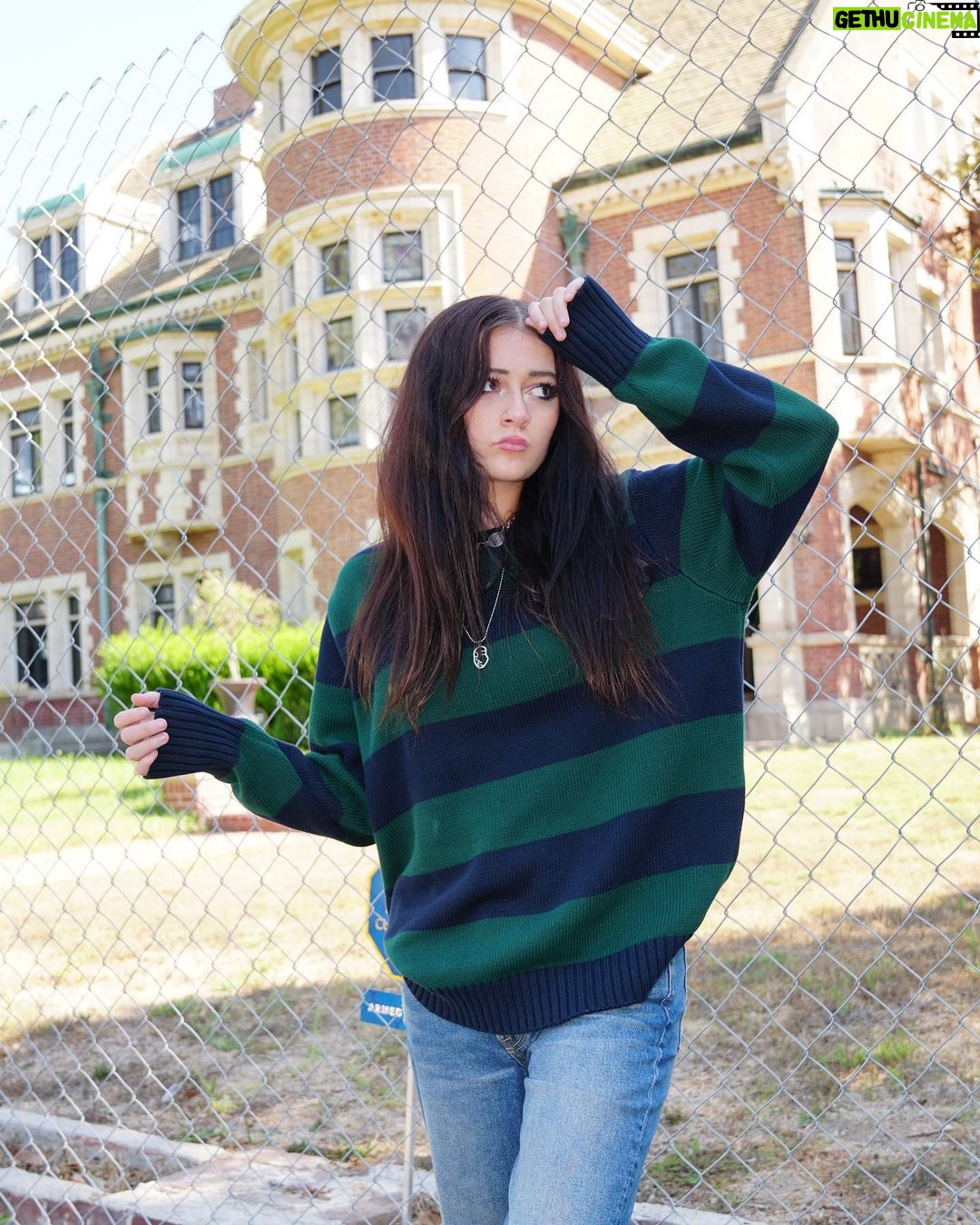 Sophie Fergi Instagram - 🎶You belong to me..🎶 #ash #murderhouse Murder House - American Horror Story