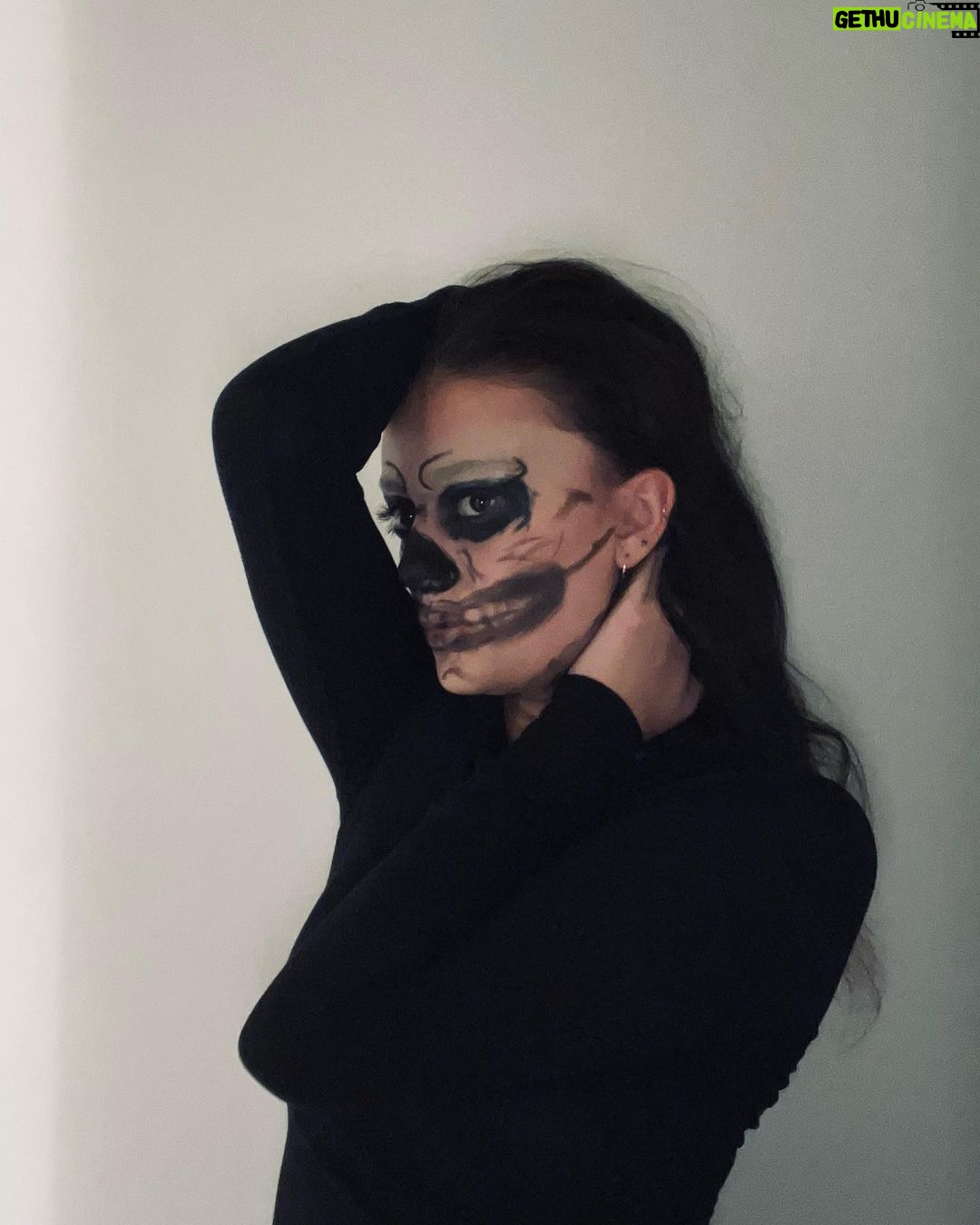 Sophie Fergi Instagram - Tate Langdon <3 #ahs Hollywood Hills