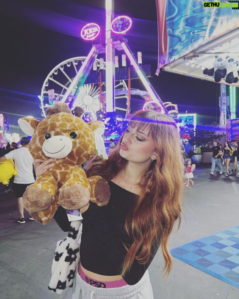 Sophie Fergi Instagram - The fair>> The Fair