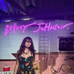 Sophie Fergi Instagram - HAPPY BIRTHDAY BETSEY 🦩🕷🧁 Betsey Johnson