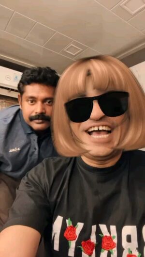 Soubin Shahir Instagram - de aunty vanneda! #ManjummelBoys

@soubinshahir 

@manjummelboysthemovie