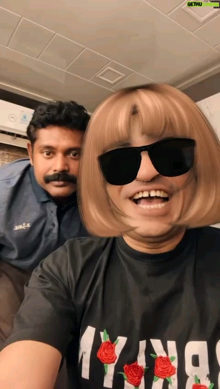 Soubin Shahir - 105.8K Likes - de aunty vanneda! #ManjummelBoys
@soubinshahir
@manjummelboysthemovie