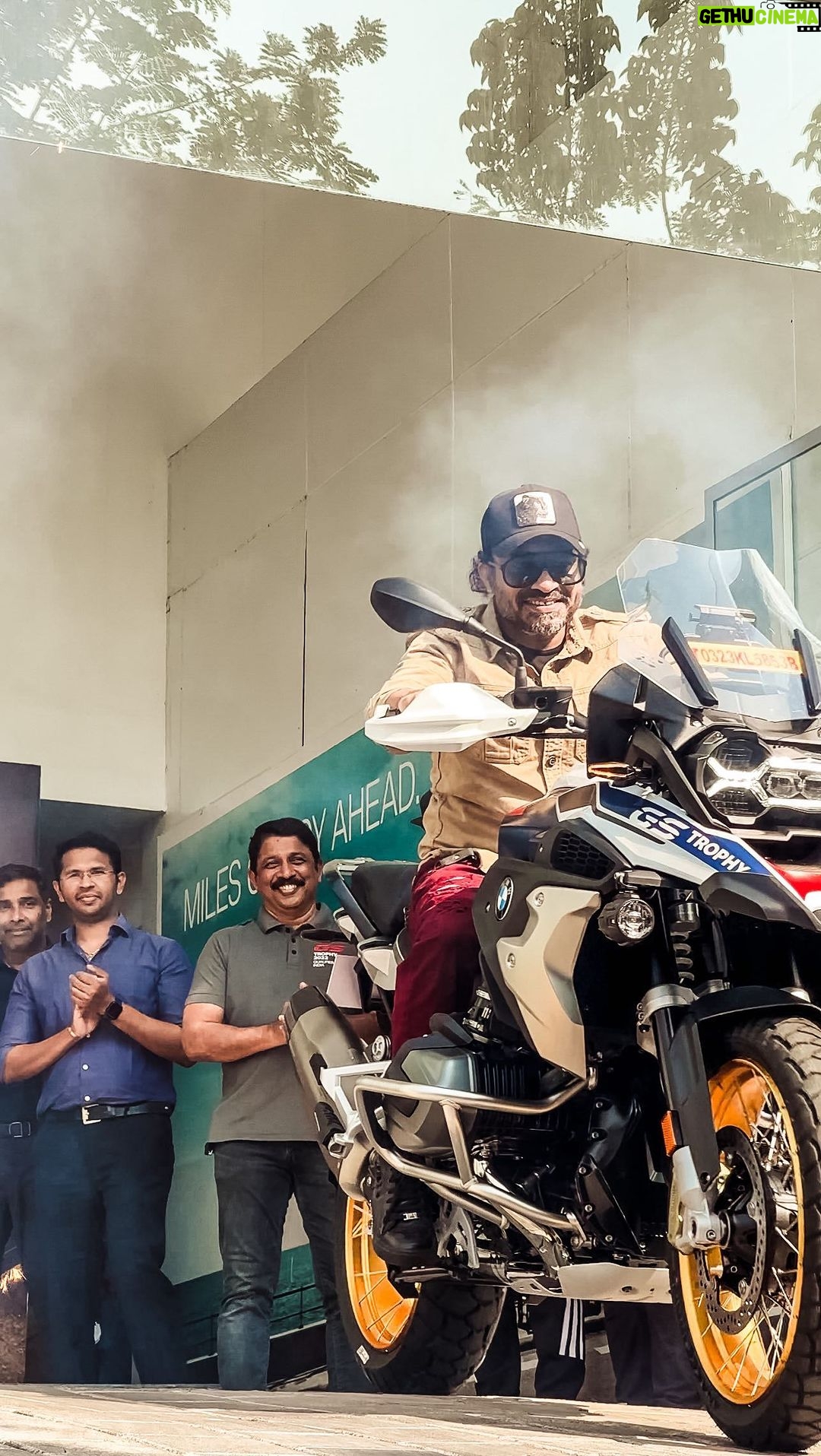 Soubin Shahir - 107.8K Likes - Make Life A Ride - New ride @soubinshahir BMW GS trophy edition R1250 GS ⚡️🔥
•
•
•
📽️ - @akns_46
•
•
•
•
•
@evmbmw_motorrad @bmwmotorrad_in @bmwmotorrad @thejusx @sabujohny1 @abdulla_mohd_ali_ @luv_4_inline
•
•
#makelifearide #bmwmotorrad #adventure #bmwr1250gs #bmwbikes #soubinshahir #actor