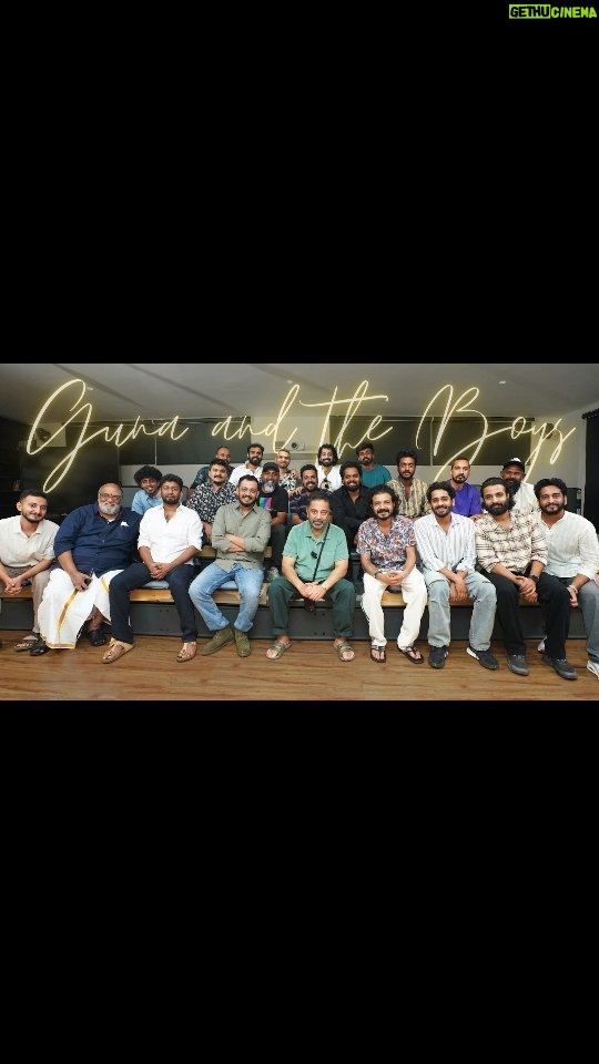 Soubin Shahir Instagram - #Guna With The Boys ❤️ . #Ulaganayagan #KamalHaasan #ManjummelBoys @ikamalhaasan @rkfioffl @turmericmedia @magizhmandram . @manjummelboysthemovie @__chidambaram__ @paravafilms @sreegokulammoviesofficial @babu_shahir @soubinshahir @antony_shawn @sreenathbhasi @balu__varghese @ganapathisp_official @jean.lal @deepakparambol @abhiramradhakrishnan_ @arunthekurian @khalidh.rahman @vishnu_reghu__ @chanduveeyyy @shyju.khalid @sushintdt @vivek__harshan @ajayanchalissery @masharhamsa @ronexxavier4103 @binacan4516 @nitin_mick #sarcasanam @rohith_ks @sksreerag @nithin.k.p @vaisakh_c_ @jinubro7 @yellow_tooths @eggwhitevfx @thinkmusicmalayalam @dreambig_films @pharsfilm