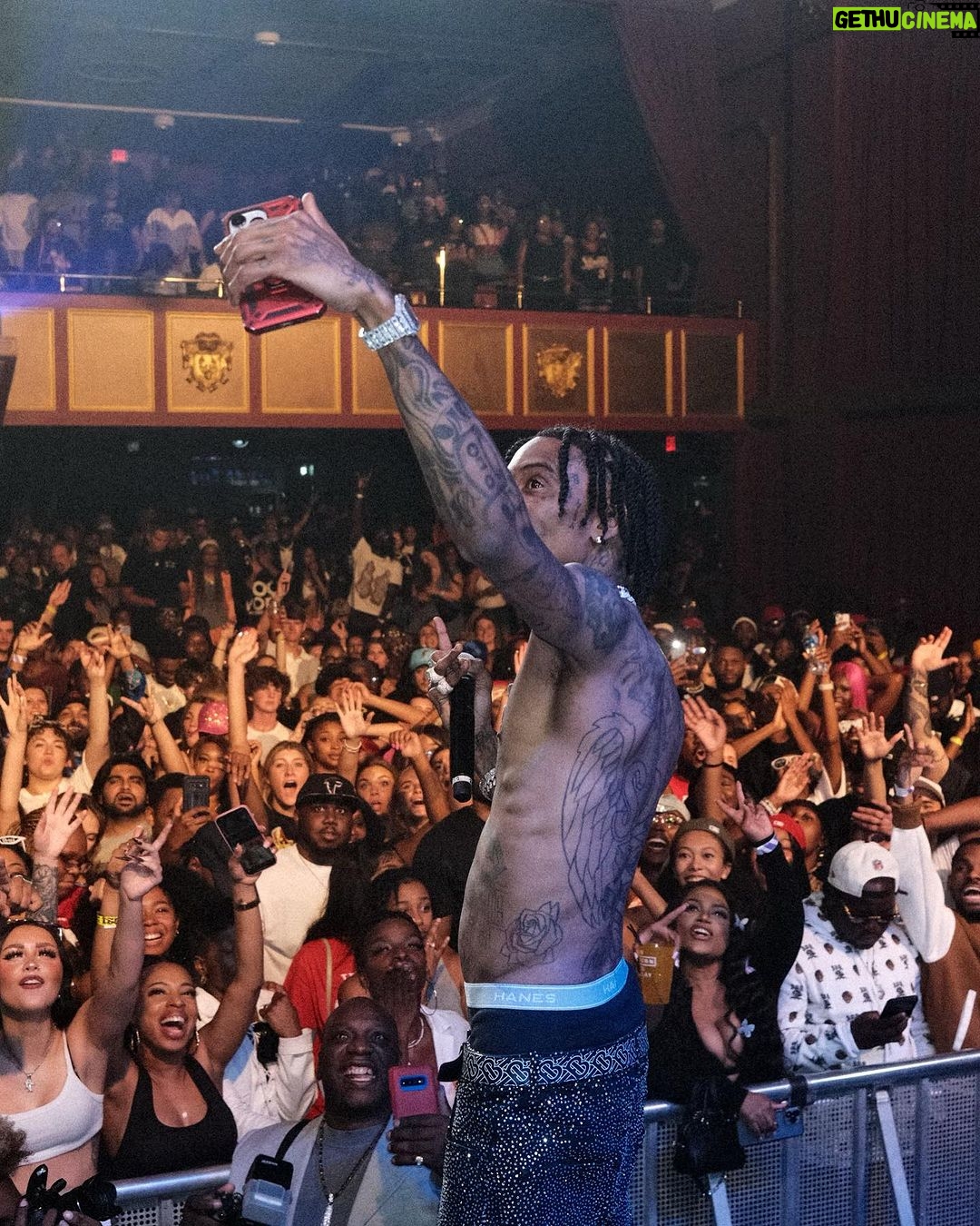 Soulja Boy Instagram - Thank you ATL. Itβs love 4E. π£πβ