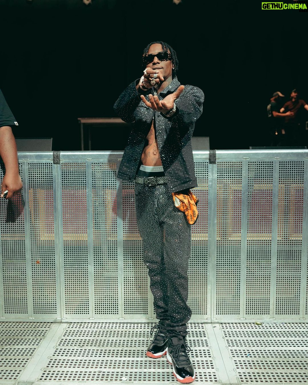 Soulja Boy Instagram - Thank you ATL. Itβs love 4E. π£πβ