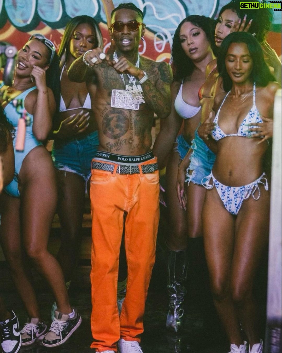 Soulja Boy Instagram - Bust it down music video / movie π₯ coming soon πππ₯Άπ₯Άπ₯π₯