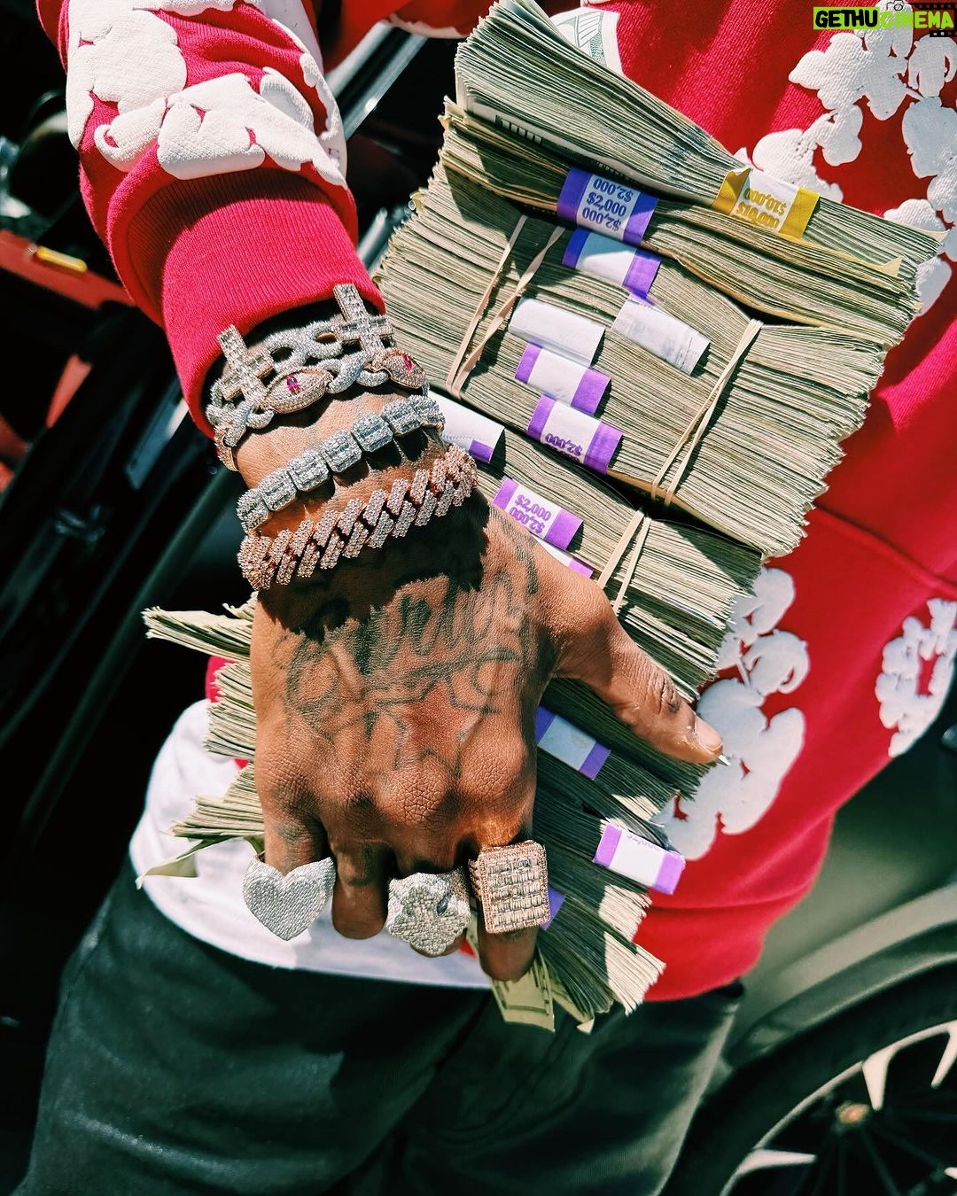 Soulja Boy Instagram - Turn me up twin π₯πβ€οΈβπ₯βΎοΈ