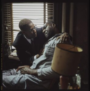 Spike Lee Instagram - Good Mawnin’. It Is A Blessing When You Have The Honor And Privilege To Work With GIANTS Like DENZEL WASHINGTON And DELROY LINDO. This Scene Wuz At 4am In Da Morning,A 18 Hour Day. It Wuz Delroy’s Last Day On The Film And We Had To Finish. Photo By DAVID LEE.💪🏾💪🏾💪🏾💪🏾💪🏾💪🏾💪🏾💪🏾💪🏾