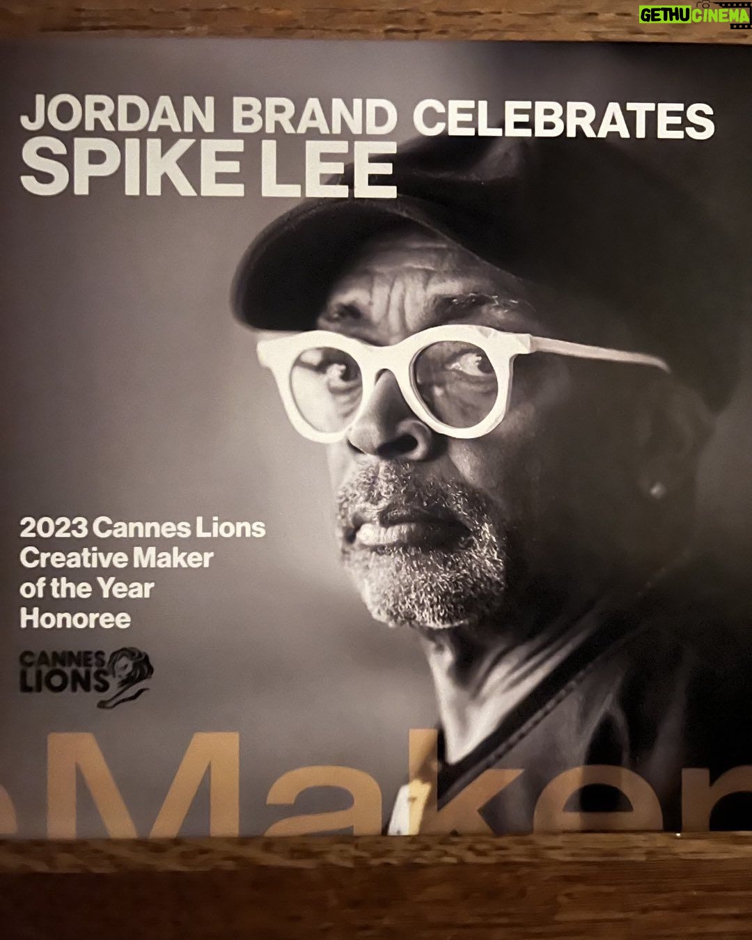 Spike Lee Instagram - This Morning I Give Many Thanks To MICHAEL JORDAN,PHIL KNIGHT,REGGIE SAUNDERS, HOWARD WHITE,LARRY MILLER, TINKER HATFIELD,JIM RISWALD,BILL DAVENPORT. And Dat’s Da “AIR JORDAN” Truth,Ruth. YA-DIG❓SHO-NUFF🏀💜🏀