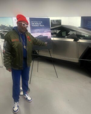 Spike Lee Instagram - Yo Dammmmmmmmnmmmmmmmmmnnnnnn!!!Lo And Behold. Da New TESLA CYBERTRUCK. I Put My Reservation In 2 Years Ago  YA-DIG❓SHO-NUFF. And Dat’s Da SPACE SHIP ON 4 WHEELS-And Dat’s Da TRUTH,RUTH🔥🔥