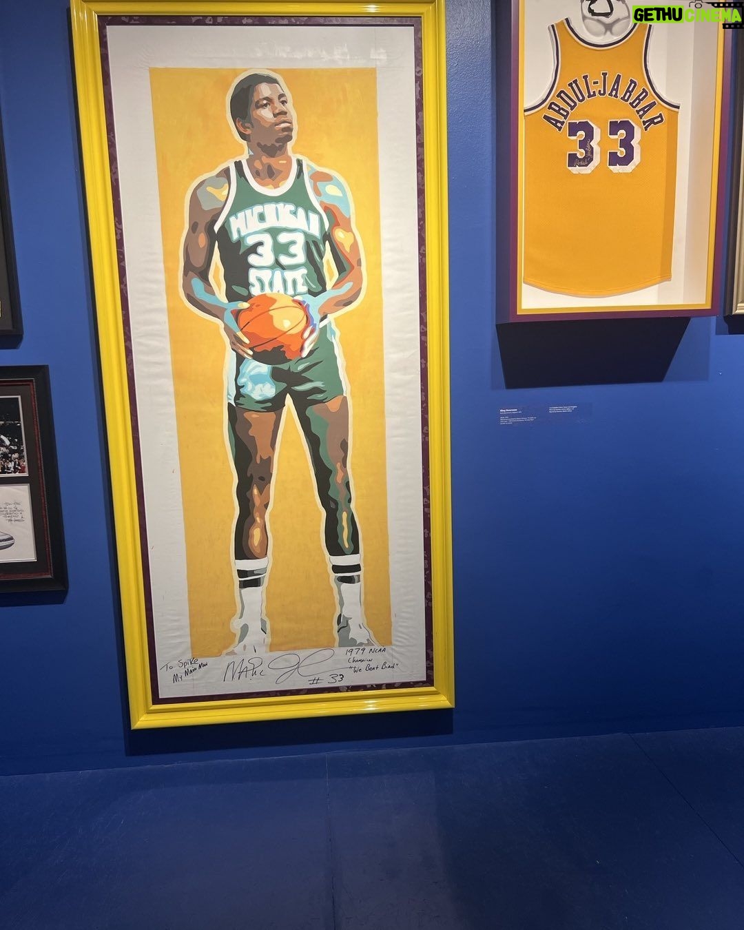 Spike Lee Instagram - MAGIC And KAREEM. Check This Out At My Exhibition At The Brooklyn Museum Until February 11th,2024. YA-DIG❓SHO-NUFF