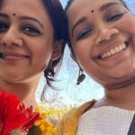 Spruha Joshi Instagram - Its a good day.... 🌻 Juhu, Mumbai