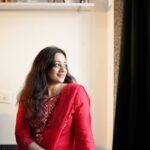 Spruha Joshi Instagram - Couldn’t settle for just one snapshot, so here’s a reel. 📸✨ #ReelLife 📸 : @glimpsebyamol