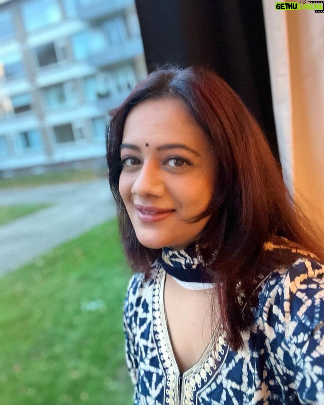 Spruha Joshi Instagram - Never regretting anything that made me smile