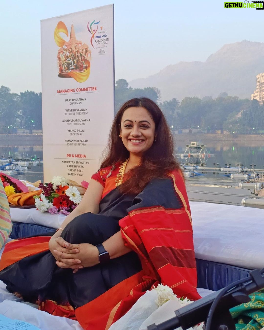Spruha Joshi Instagram - January photo dump ✨🤩 #2024 #sofarsogood #greatful