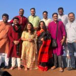 Spruha Joshi Instagram - सर्वांना मकरसंक्रांतीच्या हार्दिक शुभेच्छा! 🌸 @vinay.cheulkar @gandhar_jog_ @prathamesh_laghate_adhikrut @mugdhabhagawan5 @divyeshb33 @amittillu @smrutigandhamarathi @divyeshb33 @hanumant_rawade_ @harshal_prasad_katdare @s_s_shirke @sanskrutiartsfestivalthane