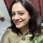Spruha Joshi Instagram - Couldn’t really choose one!😬 For the Gala dinner of the very first Doctor’s Olympics organised by the young doctors league association. 👩‍⚕️👨‍⚕️🩺 Also have no clue about the music just loved the vibe! 😎 The Residency Club