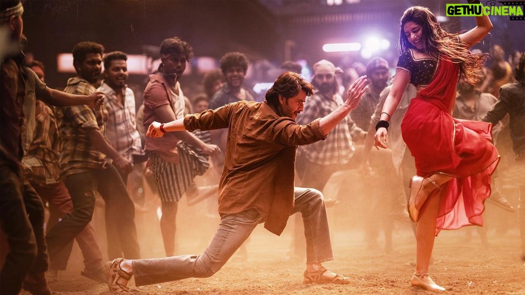 Sreeleela Instagram - Is this a dream come true ???π ππ» YESS YESSSSS IT IS FOR MEEEEE π₯ @urstrulymahesh . . . . Get ready go crazyyyy my lovely Super Fans! π₯π A High Voltage Spicy Mass Number from #GunturKaaram is coming in hot π₯ and ready to set the dance floors on fire! ππΊ A @musicthaman Musical πΉβ€οΈβπ₯ SUPER π @urstrulyMahesh #Trivikram #thaman @sreeleela14 @meenakshichaudhary006 @manojinfilm @navinnooli #ASPrakash @nagavamsi19 @haarikahassine @adityamusicindia #GunturKaaramOnJan12th πΆ