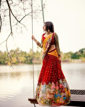 Sreeleela Instagram - 🌺feminine urges 🌺
.
.
.
.
.
.
.
Styled by - @ashwin_ash1 & @hassankhan_3 
Style team - @keshav_b_n
Designer- @mahithamadineni
Jewellery- @houseofqc