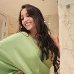 Srinidhi Ramesh Shetty Instagram - It started with matrimony picture poses & then I totally lost it 🤭😅🤷🏻‍♀️ Always that happy lil girl who's extra happy when it's a saree day 🫶🏻