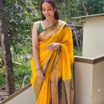 Srinidhi Ramesh Shetty Instagram - ಎಲ್ಲರಿಗೂ ಮಕರ ಸಂಕ್ರಾಂತಿ ಹಬ್ಬದ ಹಾರ್ದಿಕ ಶುಭಾಶಯಗಳು ✨️🌸 Happyy #MakaraSankranti ✨️🌸