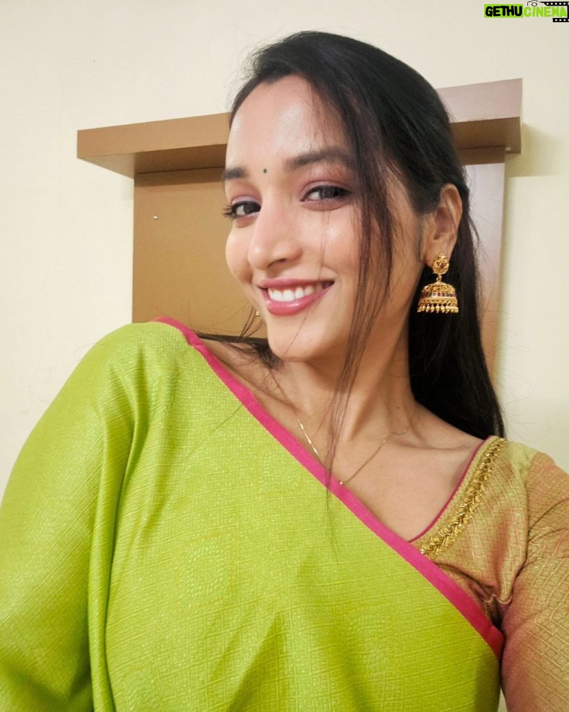 Actress Srinidhi Ramesh Shetty HD Instagram Photos and Wallpapers March ...