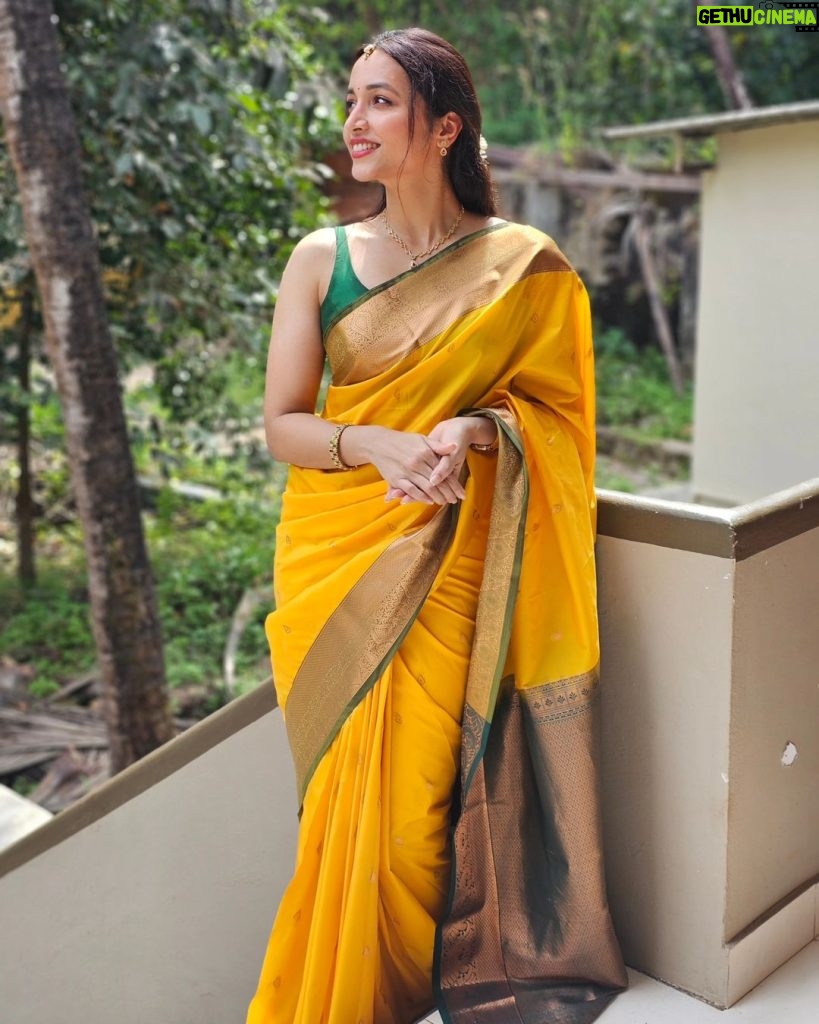 Actress Srinidhi Ramesh Shetty HD Instagram Photos and Wallpapers March ...