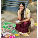Srinisha Jayaseelan Instagram - இனிய பொங்கல் திருநாள் நல்வாழ்த்துக்கள்❤️💜✨ Wearing amma’s 20years old Kanchipuram pattu saree😍❤️💜 📸: @snaps_by_madhu 😘